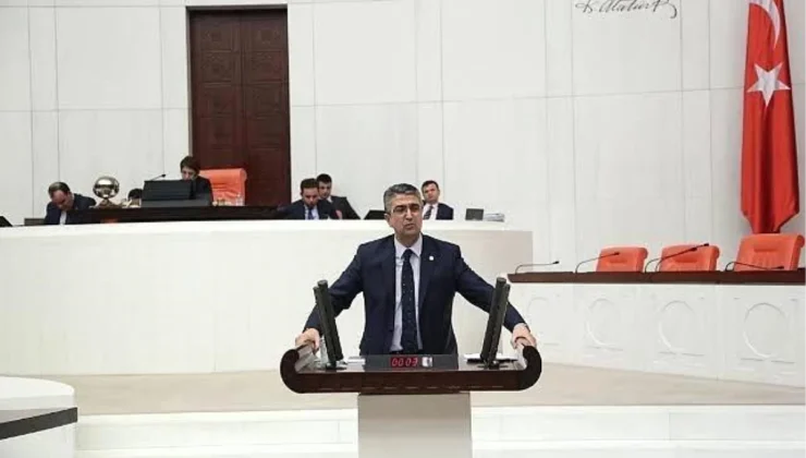 Prof. Dr. Kamil Aydın’ın Meclis’i Erzurum’la aydınlattı