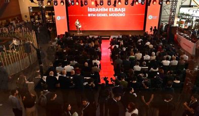 Yılın son Sahne XL etkinliğinde 18 girişim sunumlarıyla göz doldurdu