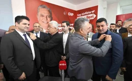 Antalya’da İYİ Parti Üyeleri CHP’ye Katıldı