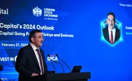 Cumhurbaşkanı Yardımcısı Cevdet Yılmaz, İngiltere’de uluslararası yatırımcılar ve fon yöneticileriyle bir araya geldi