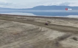 Burdur Gölü’nün kuruyan alanları ekstrem sporlara ev sahipliği yapıyor