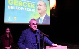 AK Parti’nin üst üste aday gösterdiği 30 büyükşehir seçimlerini kaybeden Mustafa Savaş sessiz kaldı