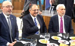 Bakan Özhaseki Kütahya’da İftar Programında Konuştu