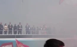 CHP Genel Başkanı Özgür Özel, İzmir Bornova’da seçim çalışmalarını sürdürdü