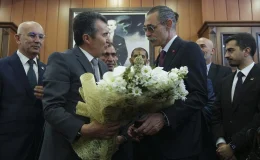 Etimesgut Belediye Başkanı Erdal Beşikçioğlu Görevi Devraldı