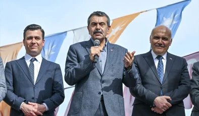 Milli Eğitim Bakanı Yusuf Tekin: Seçim Cumhur İttifakı ile rekabet halinde