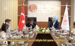 Bakan Göktaş, koltuğunu şehit kızı Elif Naz’a devretti