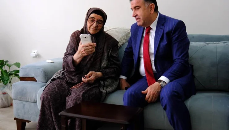 Bayburt Valisi Mustafa Eldivan, şehit ve gazi ailelerini ziyaret etti