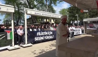 Gazze’de hayatını kaybedenler için gıyabi cenaze namazı kılındı