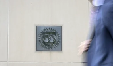 IMF Raises Global Economic Growth Forecast for 2024