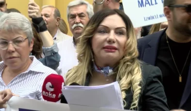 İzmir’de Mali Müşavirlerden Çalışma Koşullarının İyileştirilmesi İçin Eylem