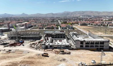 Konya’da Türkiye’nin İlk Yeşil Sertifikalı Sporcu Seçme ve Yetiştirme Merkezi İnşaatı Hızla Devam Ediyor