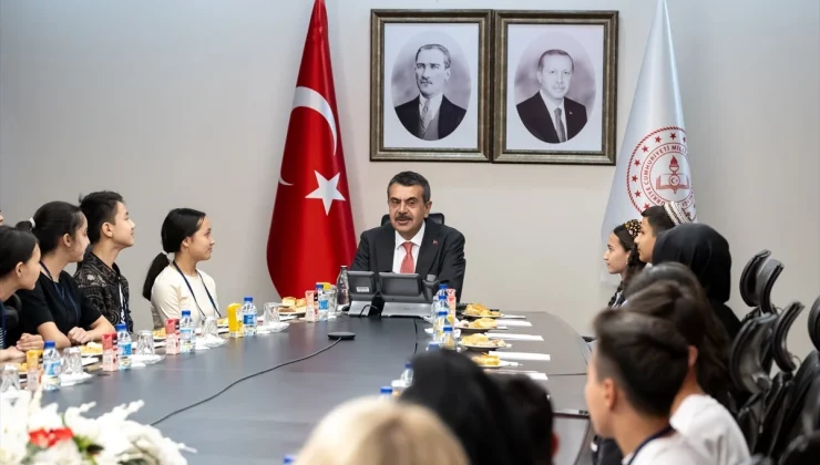 Milli Eğitim Bakanı Yusuf Tekin, 23 Nisan Ulusal Egemenlik ve Çocuk Bayramı’nda çocuklara çağrıda bulundu