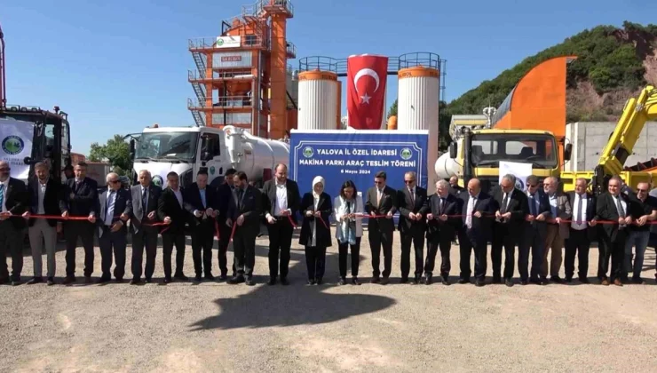 Yalova İl Özel İdaresi’nden Makine Parkı Araç Teslim Töreni