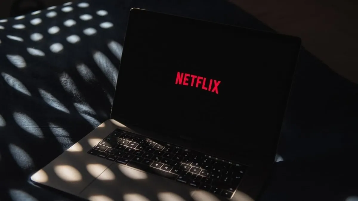 Nerede bir sapkınlık orada Netflix! Her yapımı ayrı bir skandal! LGBT destekçiliği, terör sempatizanlığı, pedofili…