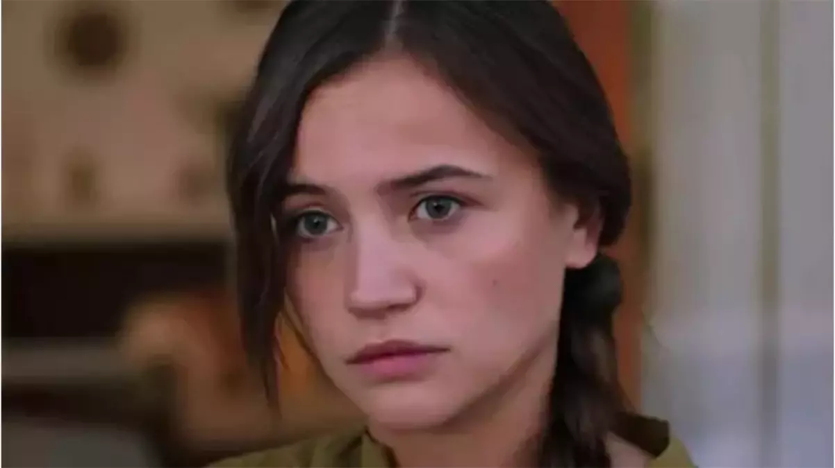 Kan çiçeklerinin yıldızından çarpıcı açıklama: Kadınlar sadece öldükleri zaman hatırlanıyor