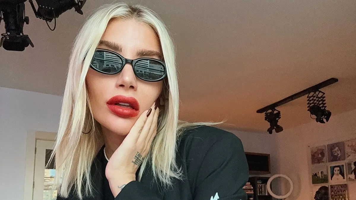 İrem Derici rahatsızlığı hakkında konuştu! “Kiralık katil gibiyim”