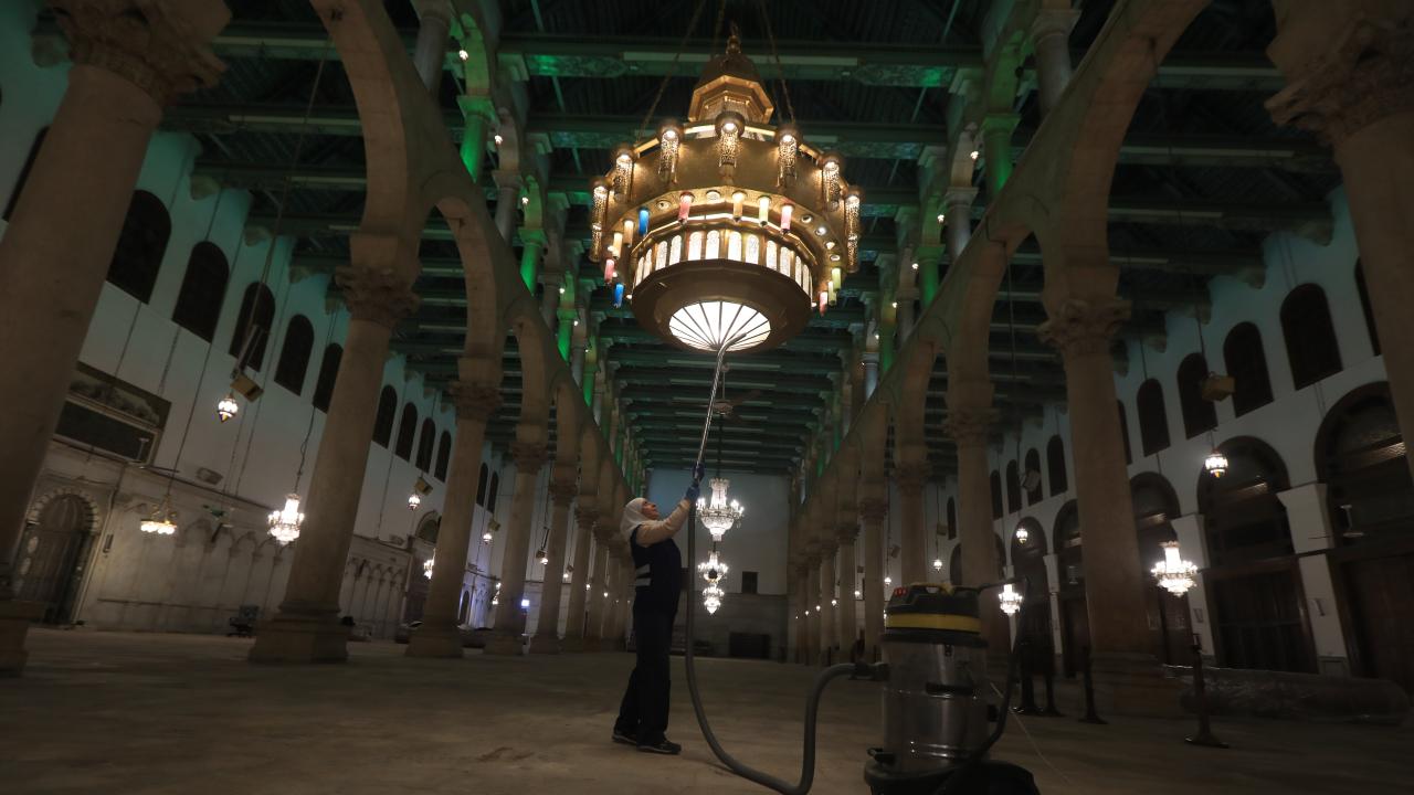 Suriye’de Emevi Camii’nde bakım ve onarım çalışması yapılıyor