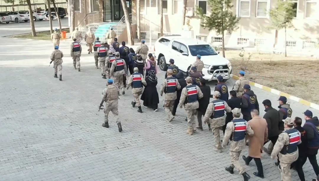 2 yıl önce bir kişinin öldürülmesine ilişkin 6  kişi tutuklandı (Diyarbakır Haberleri)